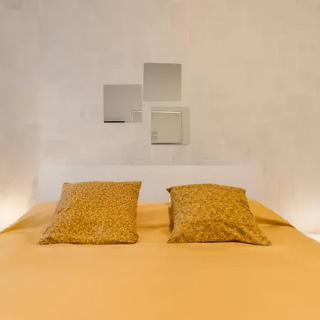 Domus Color 招待所