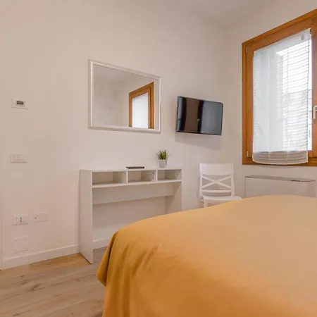 Domus Color 3*