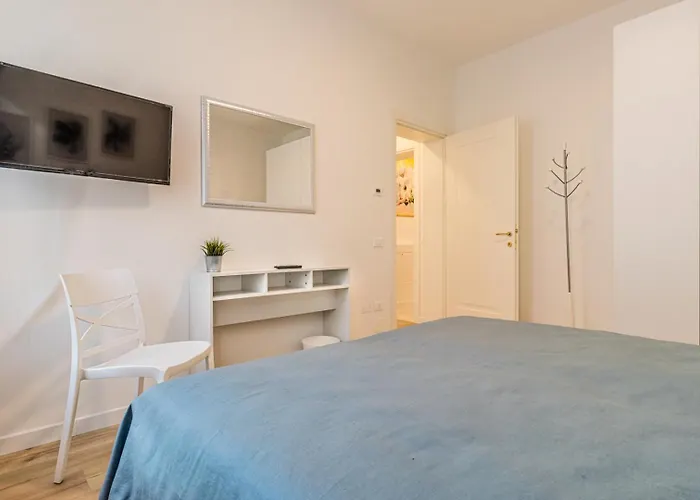 Domus Color 3* Padua