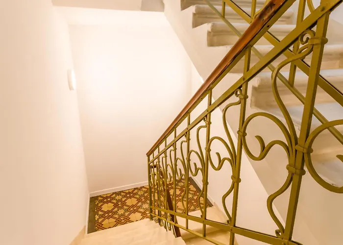 ゲストハウス Domus Color 3*