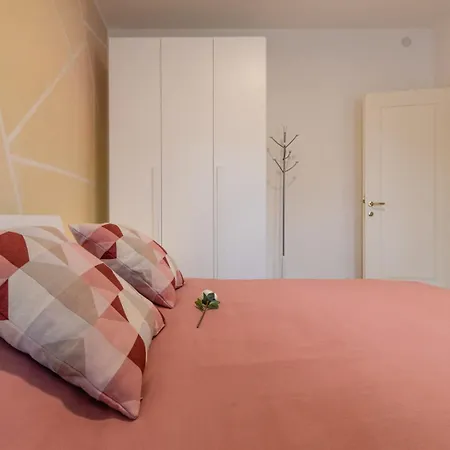 Domus Color بيت ضيافة بادوفا