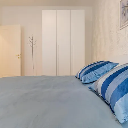 Domus Color بيت ضيافة بادوفا
