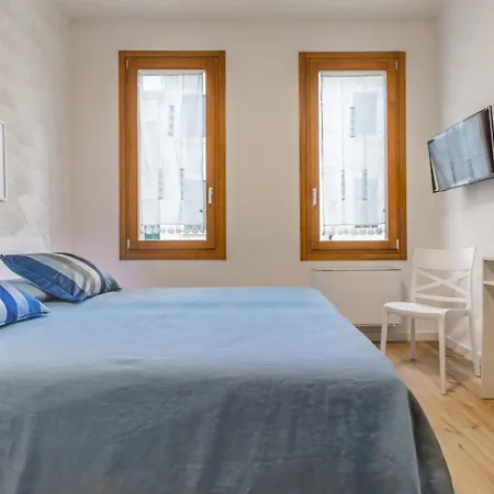 Domus Color 3*