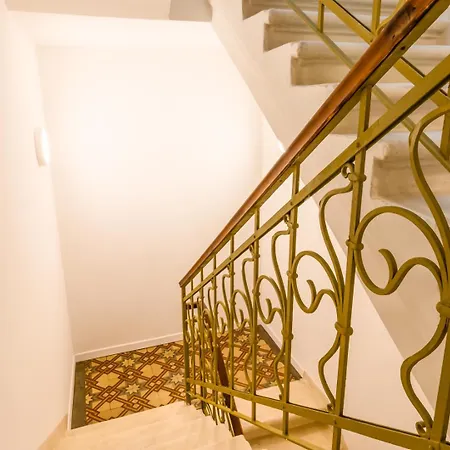 بيت ضيافة Domus Color 3*